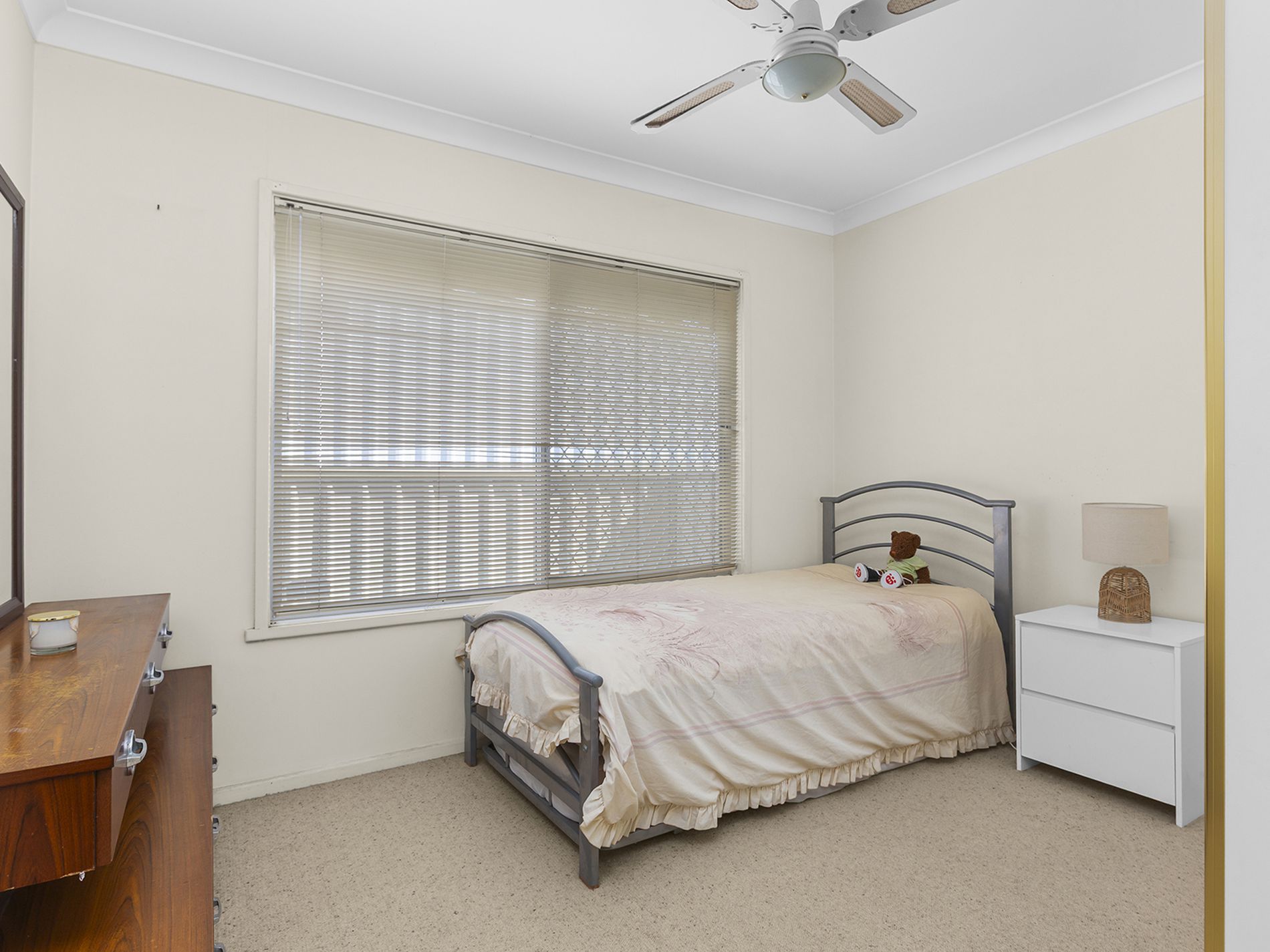 73 Fourth Street, Boolaroo