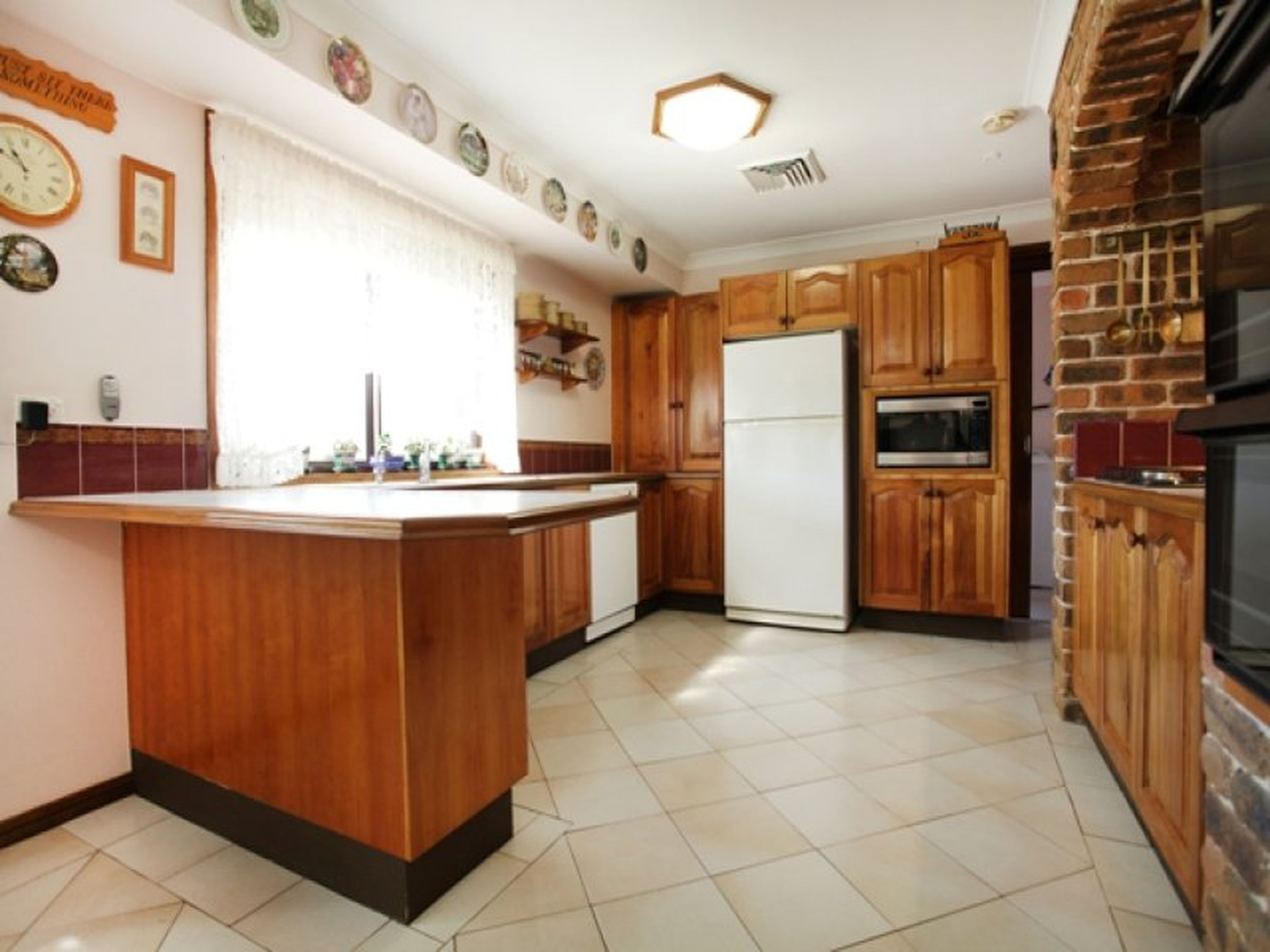 6 Lavender Close, GLENMORE PARK