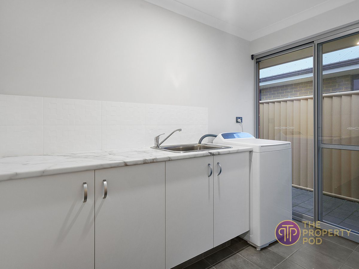 8 Azima Street, Southern River