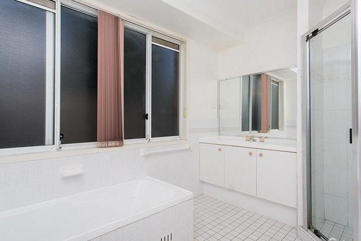 44 Rembrae Drive, Green Point