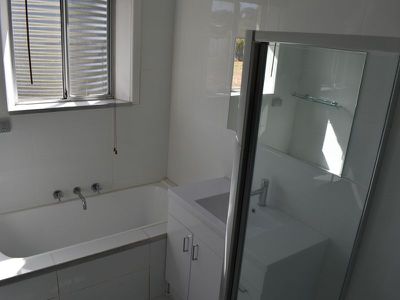 19 Adelaide Road, Millicent