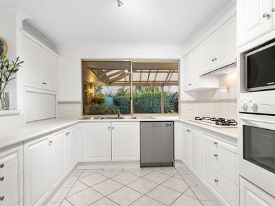 4 Parker Place, Winthrop