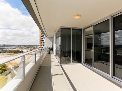 903 / 30 The Circus, Burswood