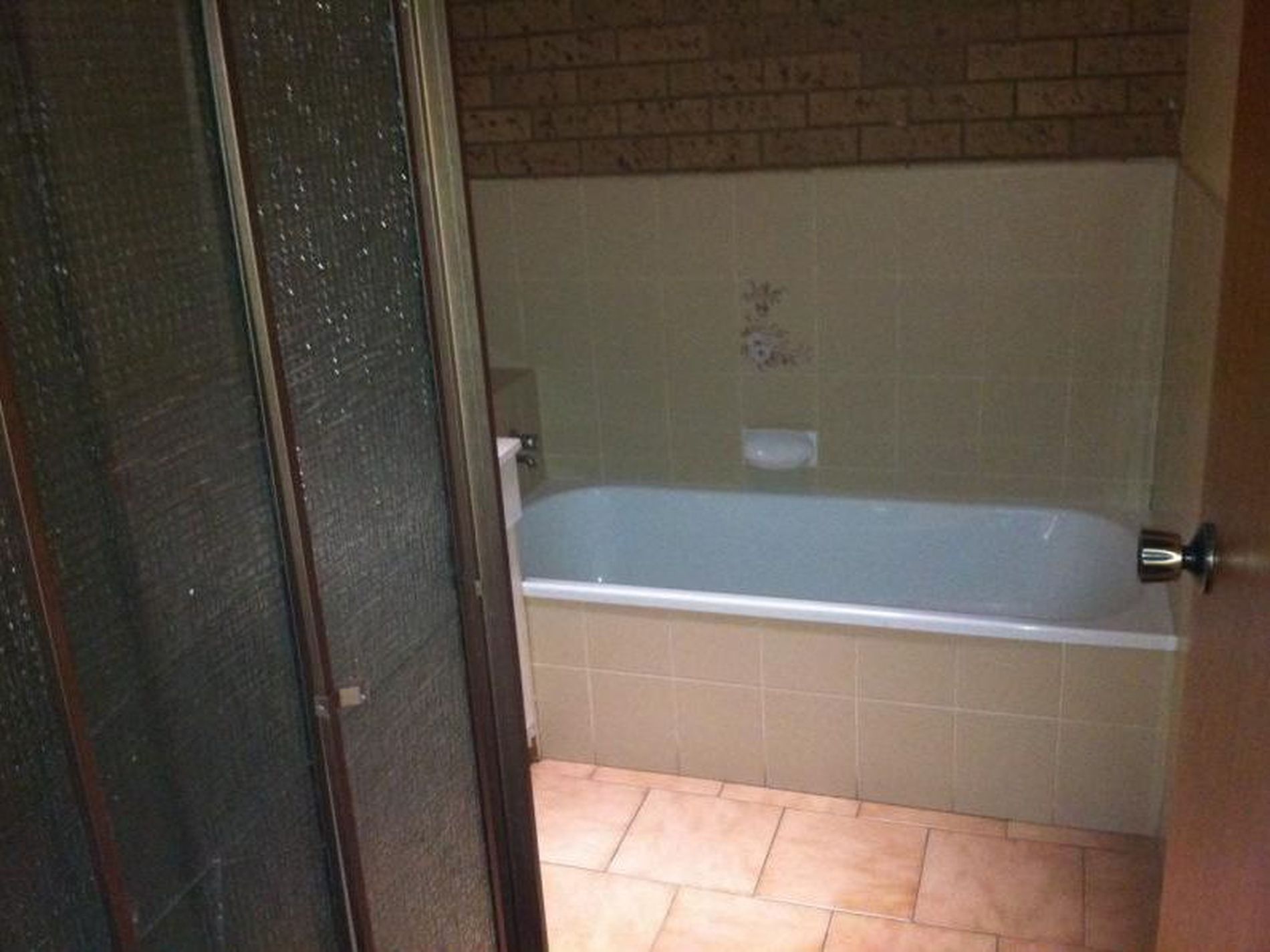 2 / 76 Woodville Park Drive, Hoppers Crossing