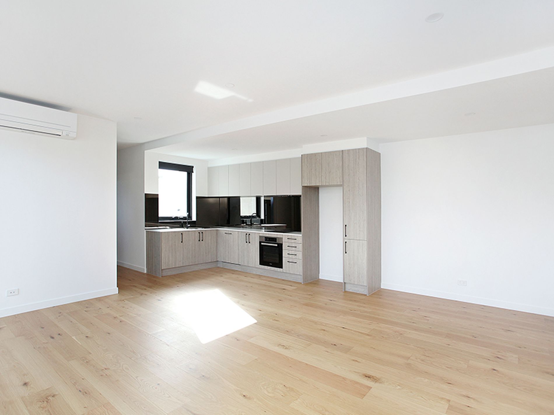 104 / 95 Ferguson Street, Williamstown