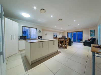 102 Pembroke Street, Carina