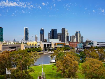 819 / 555 Flinders Street, Melbourne