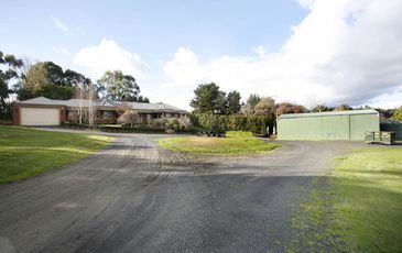 326 Beaconsfield-Emerald Road, Guys Hill