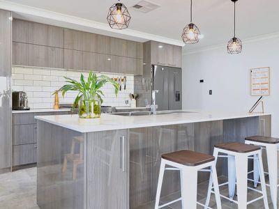 11 Winderie Road , Golden Bay