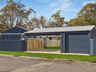 18 Main Street, Yankalilla