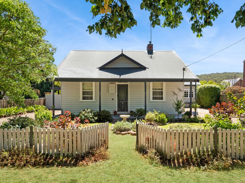 8 Playne Street, Heathcote