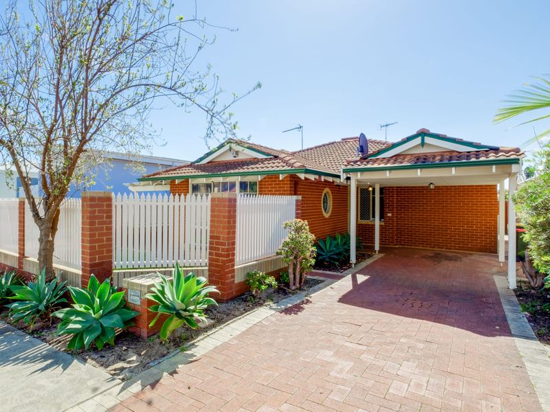 1 / 6 Ramsdale Street, Scarborough