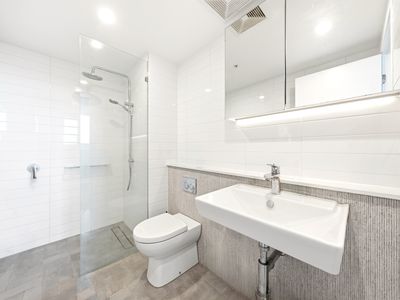1106 / 95 Linton St, Kangaroo Point