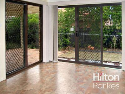 3 Allira Place, Hassall Grove