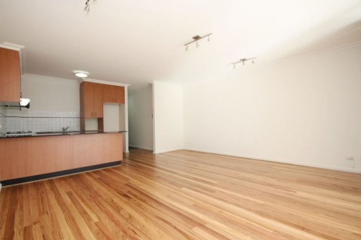 69 Bertram Street, Mortlake