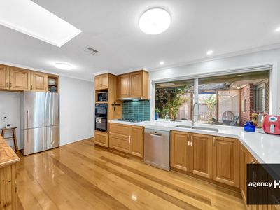 7 Loddon Court, Werribee