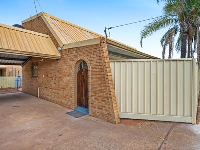 3 / 2 Carrington Street, South Kalgoorlie