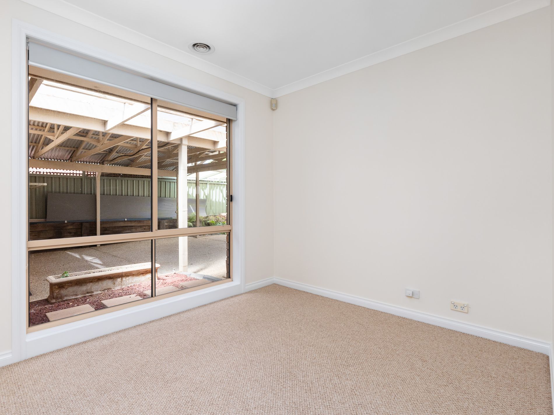 2 PARK LANE, Wodonga