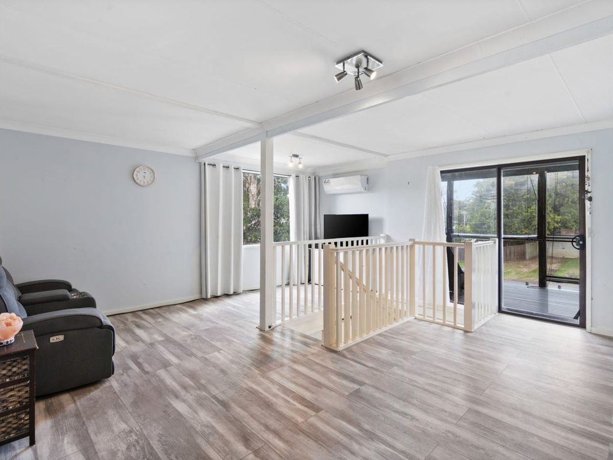 100 Catherine Street, Mannering Park