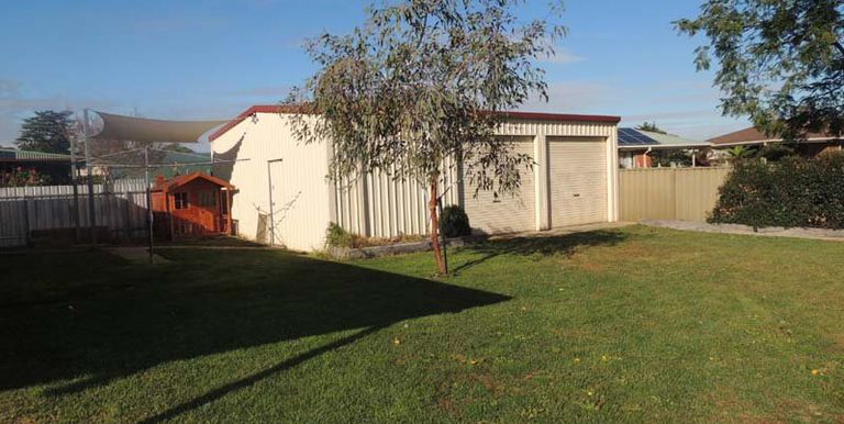 14 Mansfield Road, Euroa