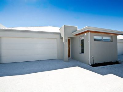 Number  32B Tuckfield Way, Nollamara