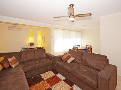 6 TURRUM STREET, Scarness