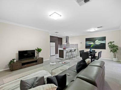 273C The Strand, Dianella