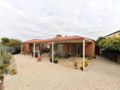 7 Cheviot Place, East Bendigo