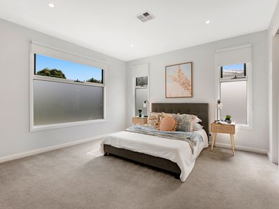 2 / 2 Doorawarrah Court, Mount Waverley