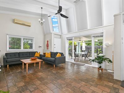 17-19 Tamarind Street, Holloways Beach