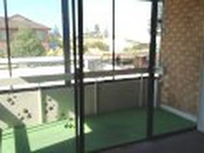 8 / 9 - 11 Peterborough Avenue, Lake Illawarra