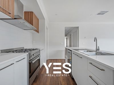 24 Balcarra Street, Clyde North