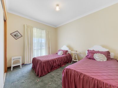 43 Boorhaman Road, North Wangaratta
