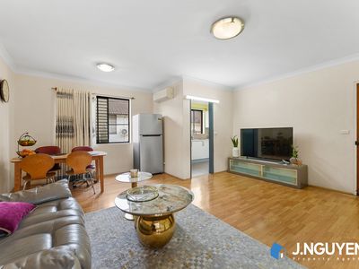2 / 74 McBurney Road, Cabramatta