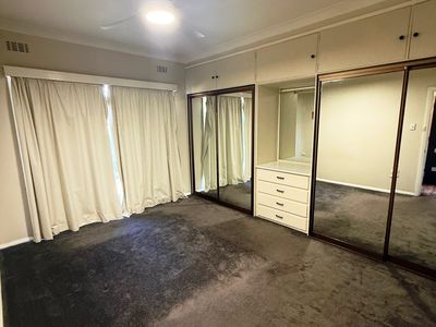 32 Banksia Crescent, Dubbo