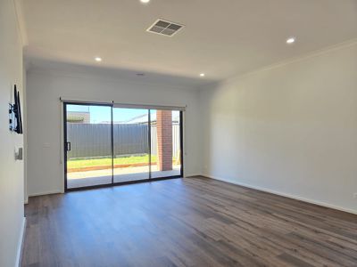 58 Gowar road, Tarneit