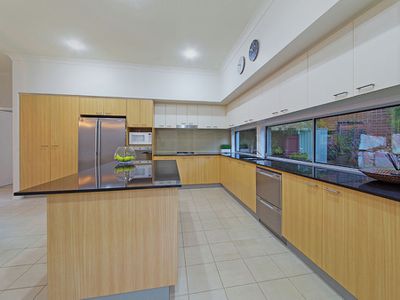 2 Hepburn Close, Wakerley
