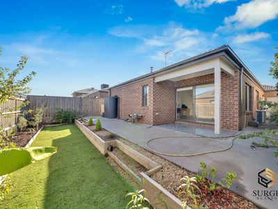 15 Wander Way, Fraser Rise