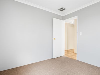 6 Borah Court, Caversham