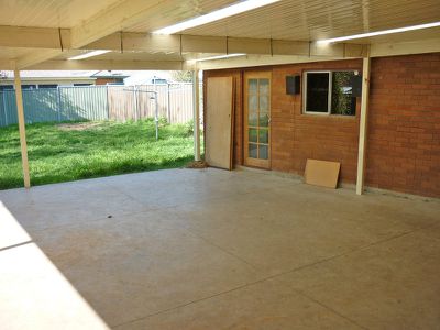 8 Sturt Street, Blayney