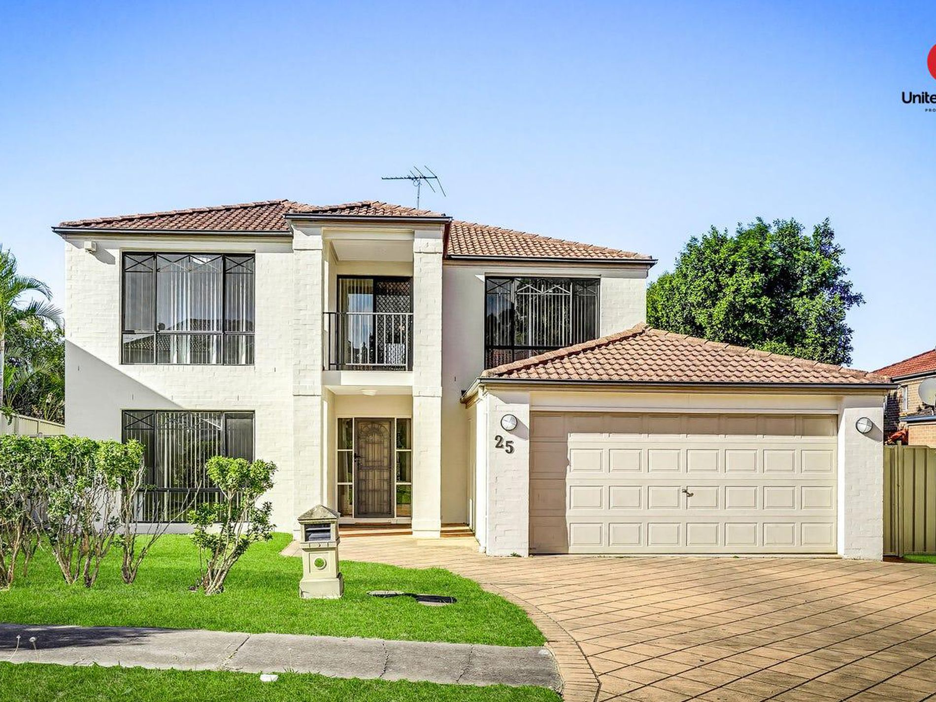 25 St Georges Crescent, Cecil Hills