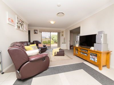 3 / 5 John Brass Place, Dubbo