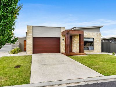 16 Harrington Street, Millicent
