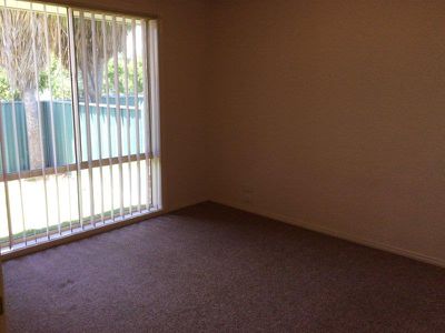 4 / 28 Frape Street, Blayney