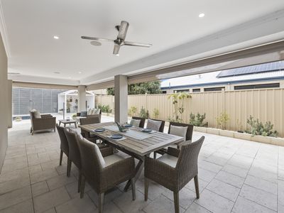 15 Teraglin Vista, Yanchep