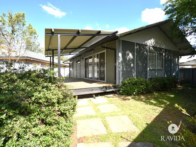 1B McHarg Place, Beechworth