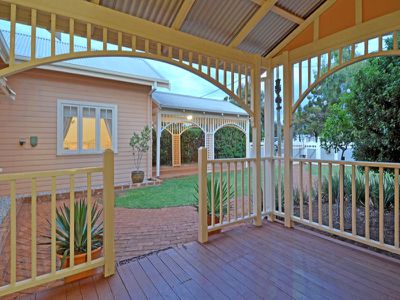 140 Bourke Street, Piccadilly