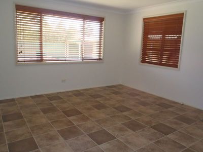 18 Oxley Circle, Dubbo