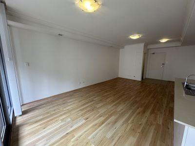 302 / 9-11 Wollongong Road, Arncliffe