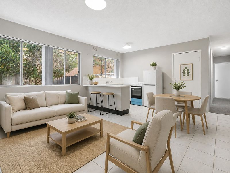 4 / 20 Bringelly Road , Kingswood